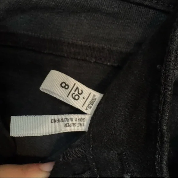 LOFT Women's Black Crop Leg Jeans - Picture 4 of 7